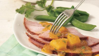 Slow Cooker Ham with Tropical Fruit Sauce