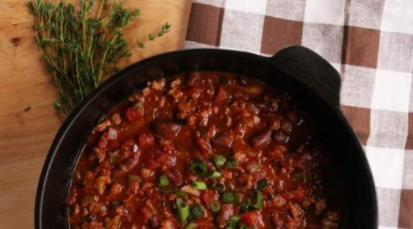 Creole-Style Pork and Red Bean Chili recipe