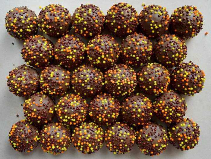 Crunchy Chocolate-Dipped Peanut Butter Balls