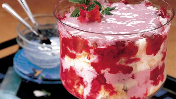 Easy Raspberry Trifle recipe