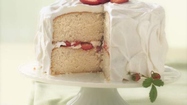 Strawberry Amaretto Cake recipe