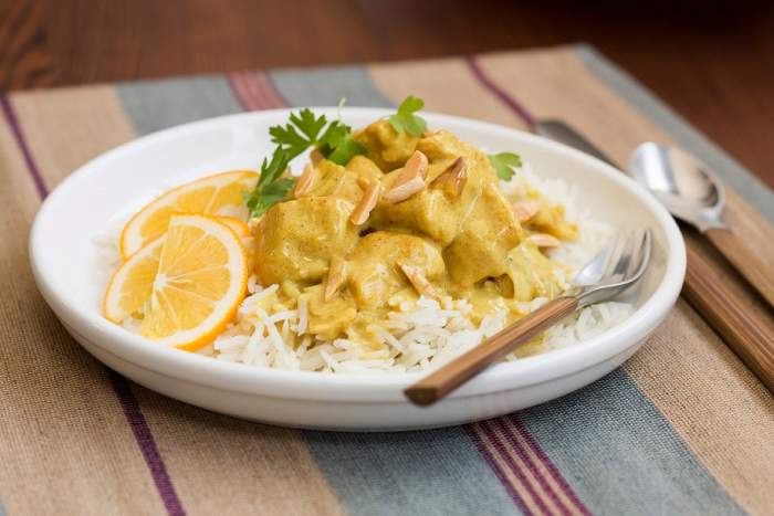 Chicken Curry with Toasted Almonds
