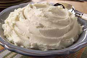 Sour Cream 'n Garlic Mashed Potatoes