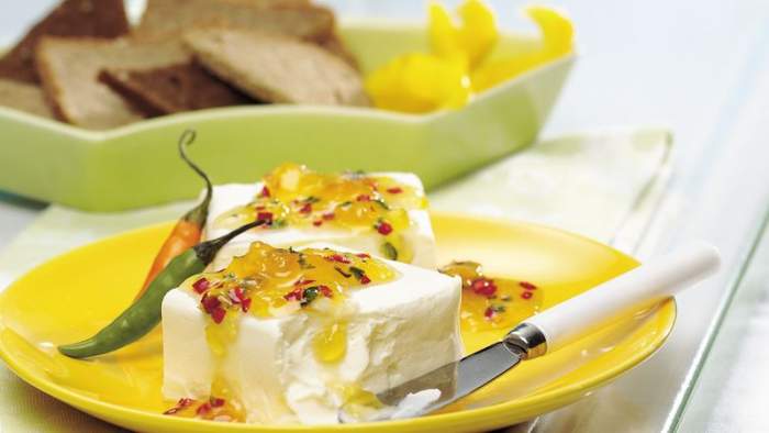 Peachy Cream Cheese-Jalapeno Spread