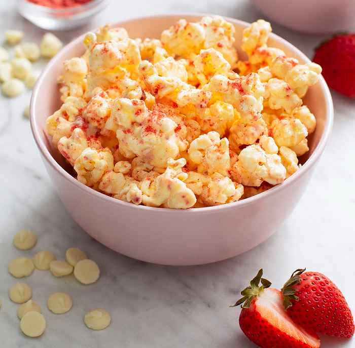 Strawberries and Cream Popcorn