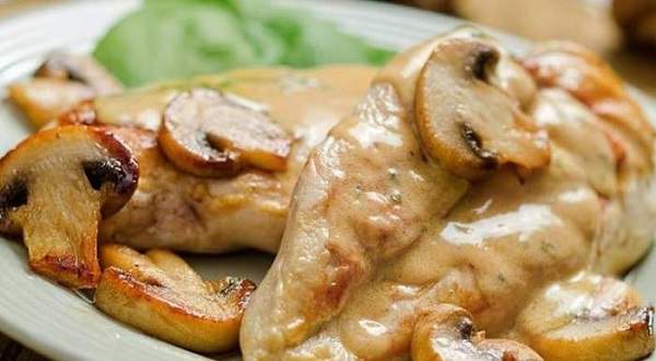 Chicken Breasts with Mushroom Cream Sauce recipe