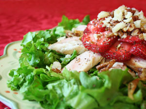 Chicken and Strawberry Spring Salad